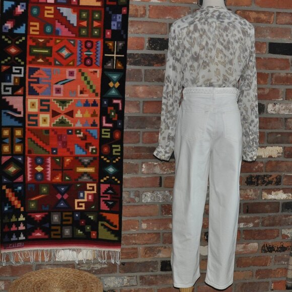 Ted Baker London White Denim Jeans, Braided Belt, Gold Stitching & Hardware 28 - Picture 3 of 13